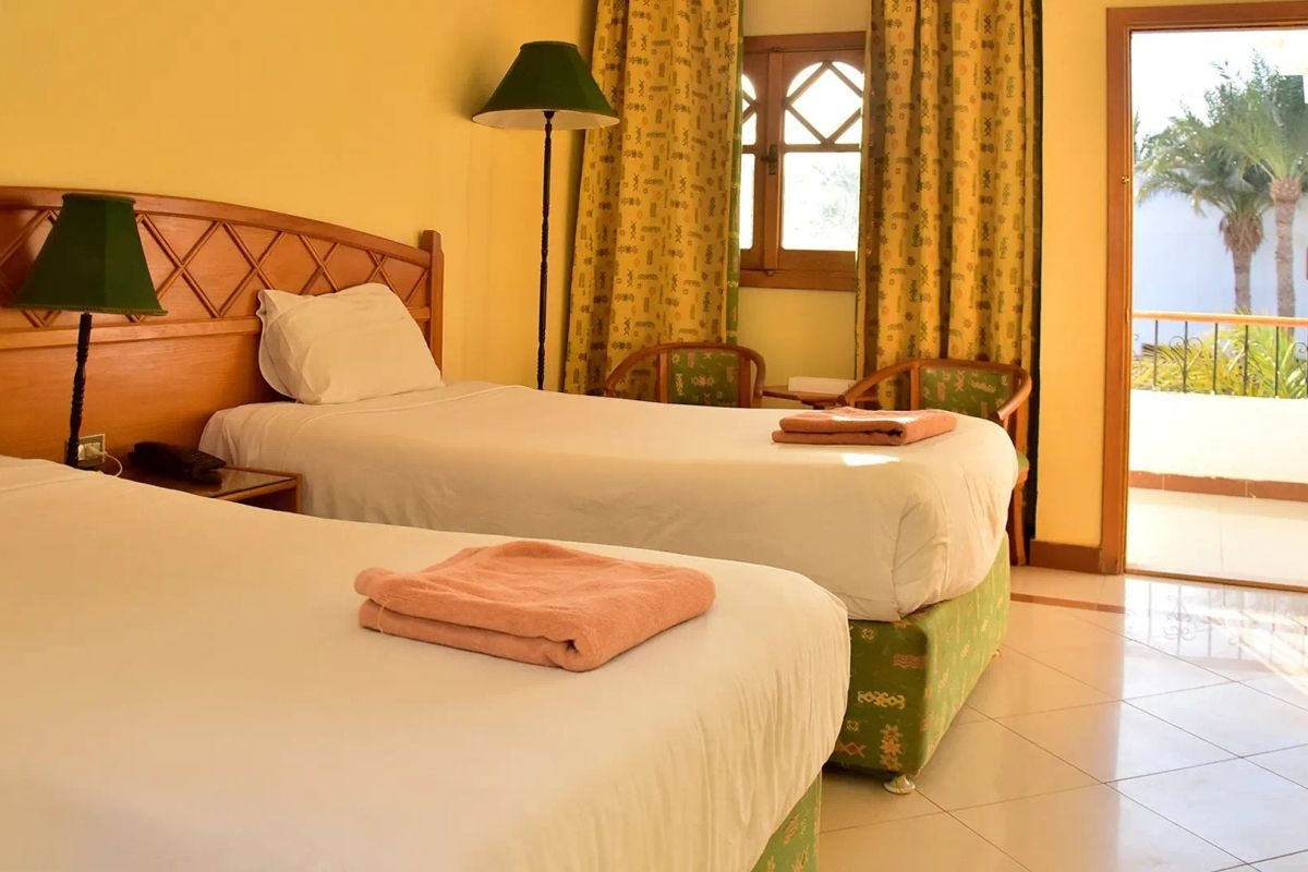 Dive Inn Resort 5