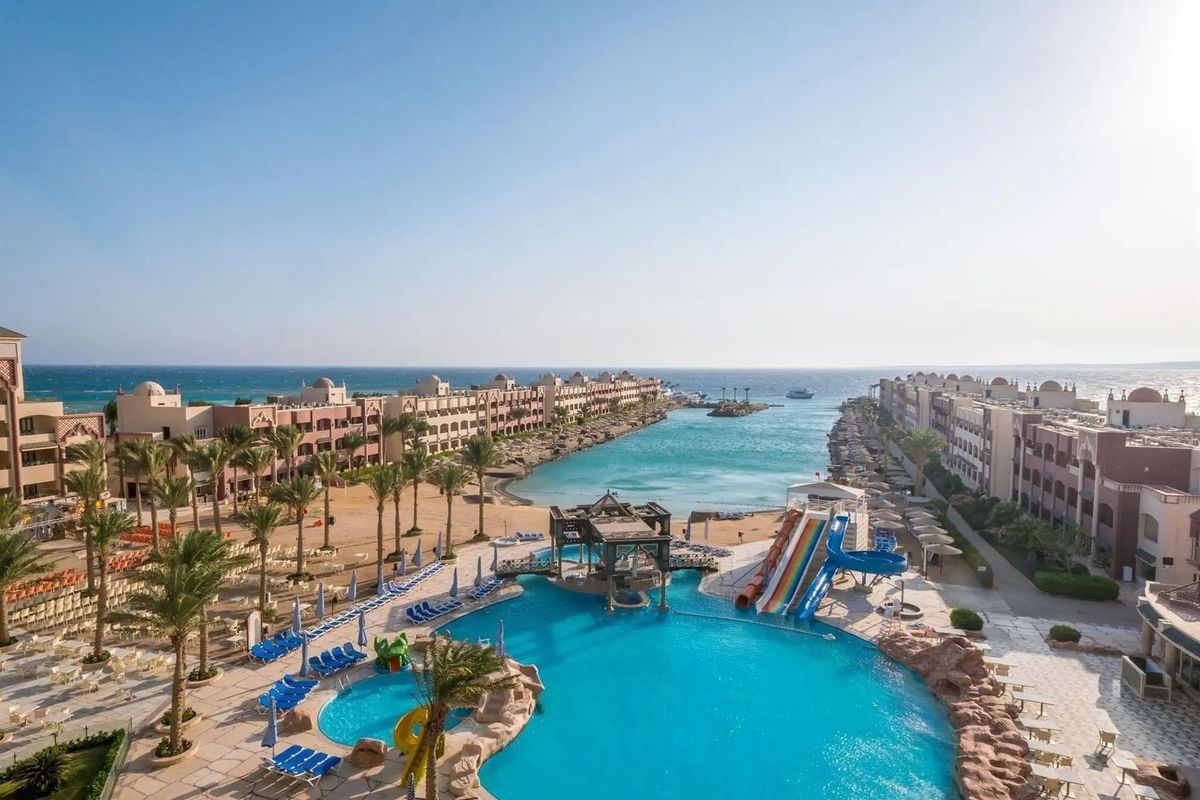 Sunny Days El Palacio Resort & Spa