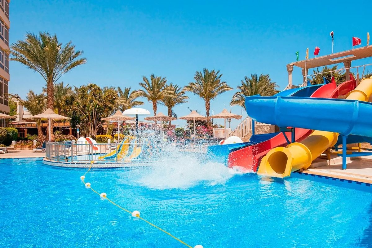 AMC Royal Hotel & Spa