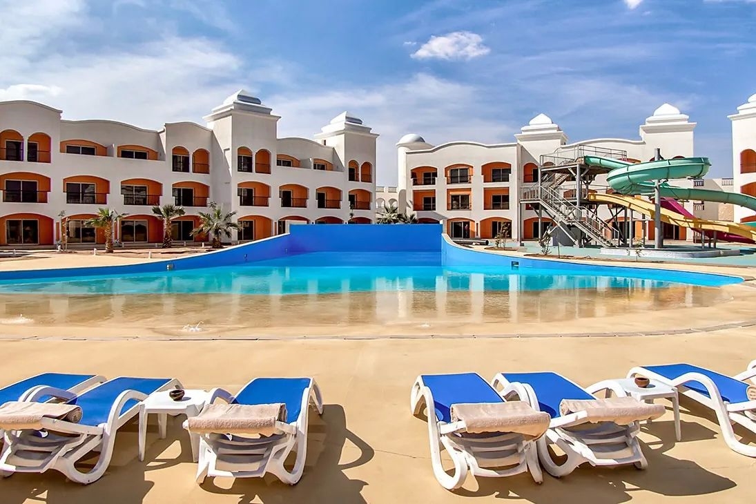 Naama Waves Hotel 5