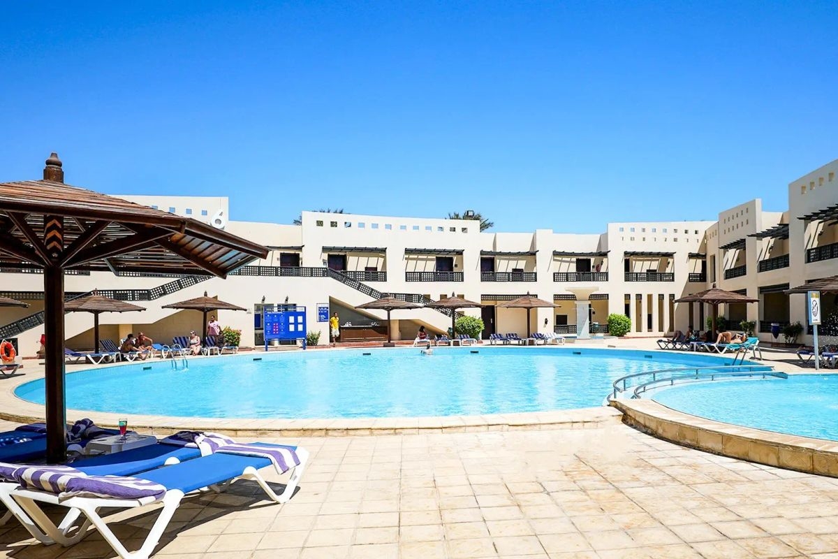 Blend Club Aqua Resort 5