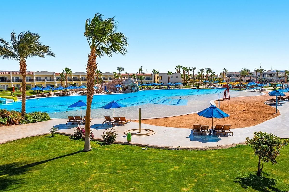 DoubleTree by Hilton Sharm El Sheikh Sharks Bay 3