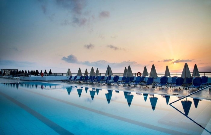 HORIZON BEACH HOTEL 4