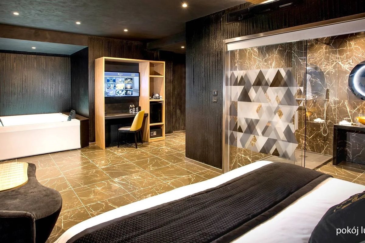 H Hotel 5