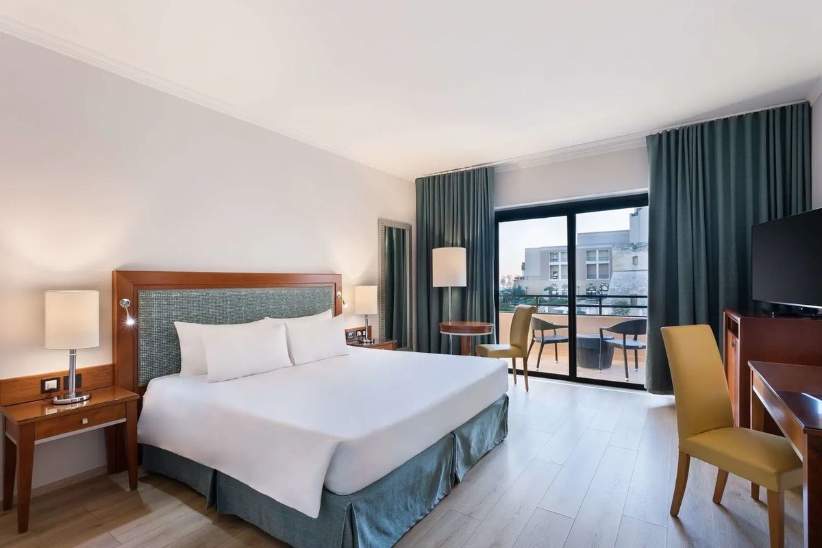 Radisson Blu Resort St. Julians 5