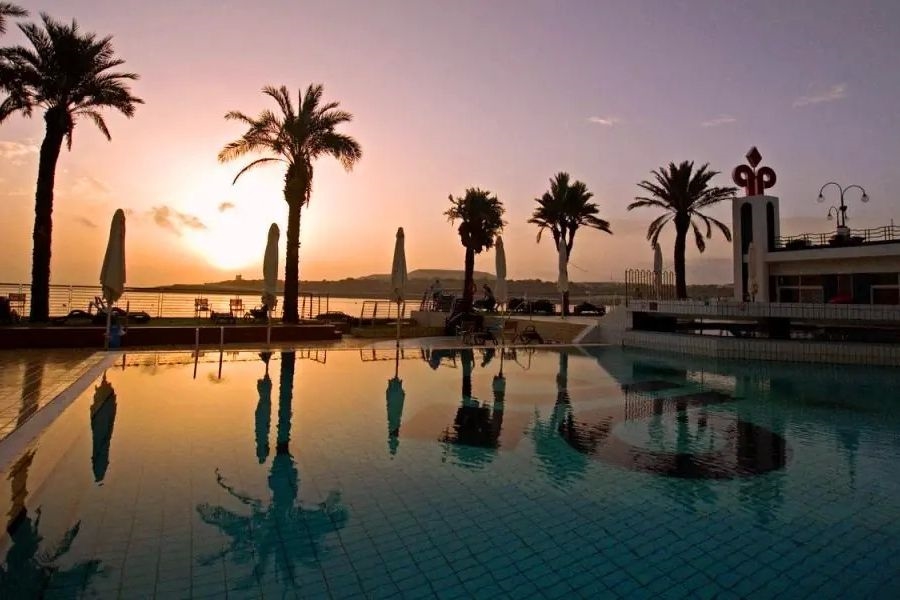 Qawra Palace Resort Spa 5