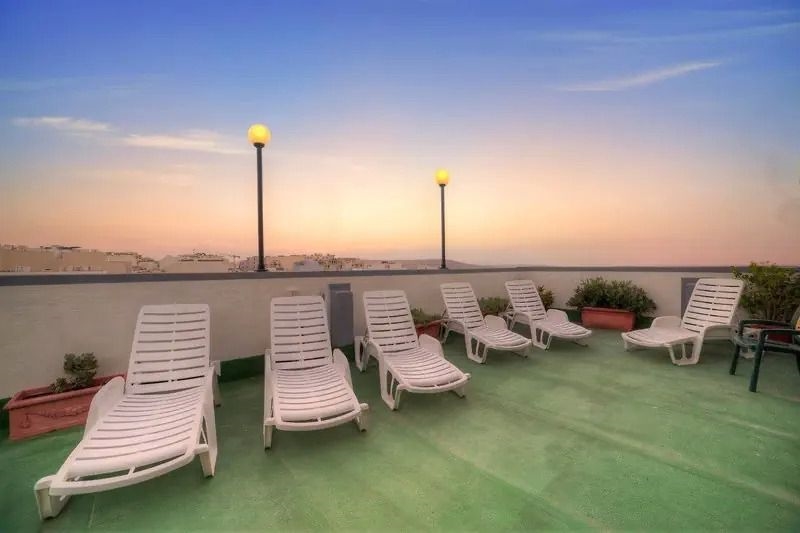 Primera Hotel 4