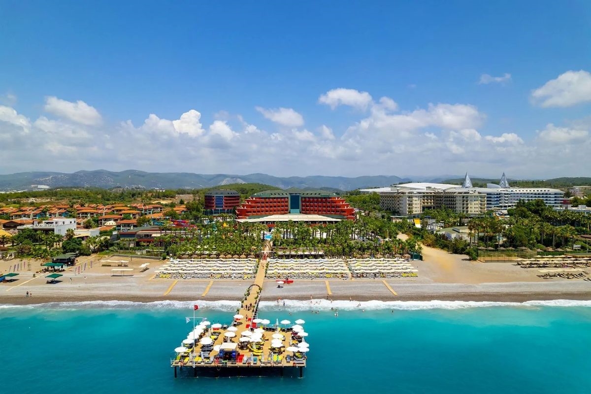 Delphin Deluxe Resort Hotel 4