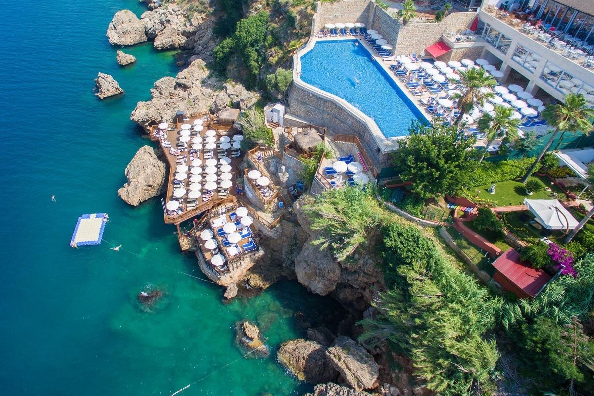Ramada Plaza by Wyndham Antalya 2