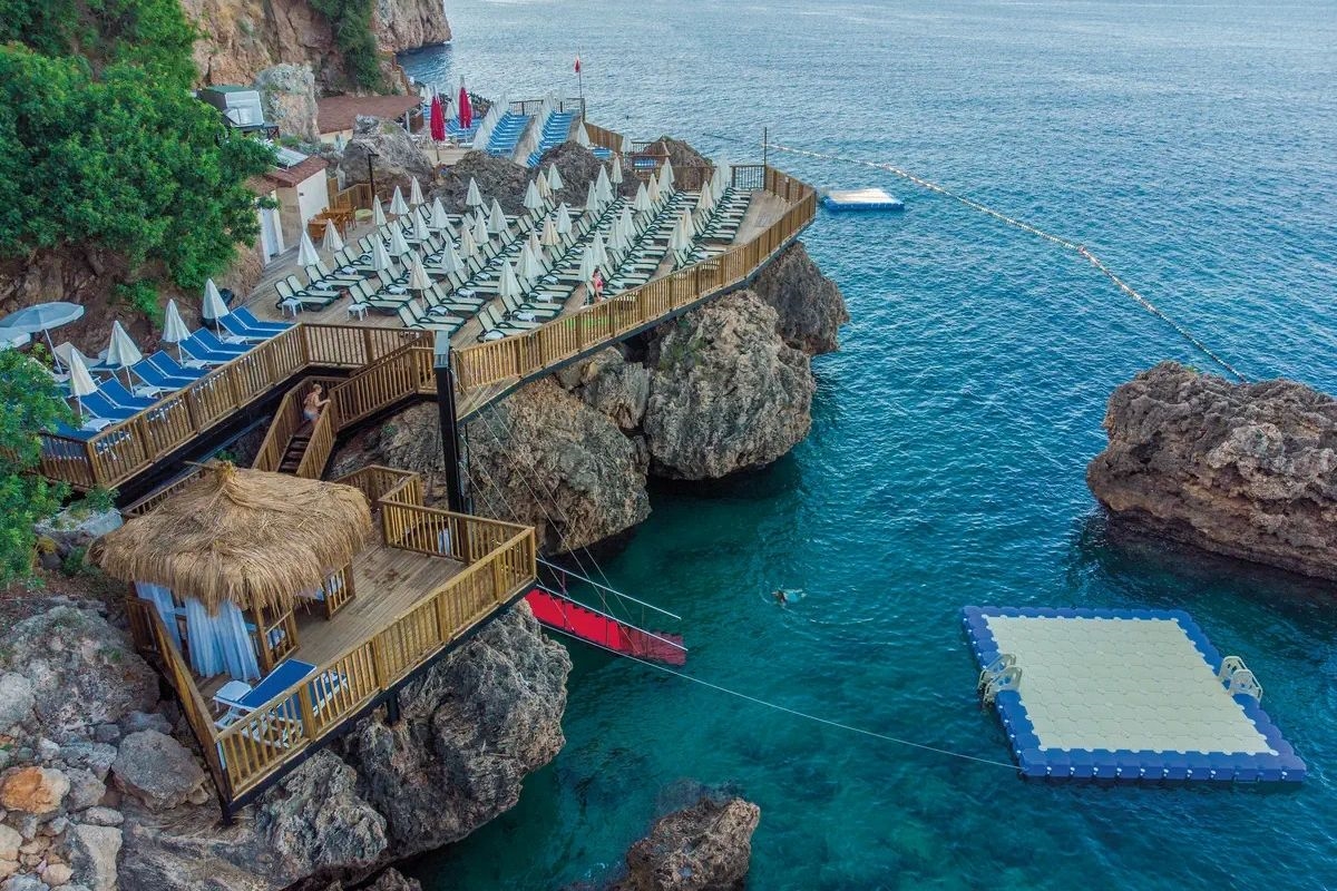 Ramada Plaza by Wyndham Antalya 3