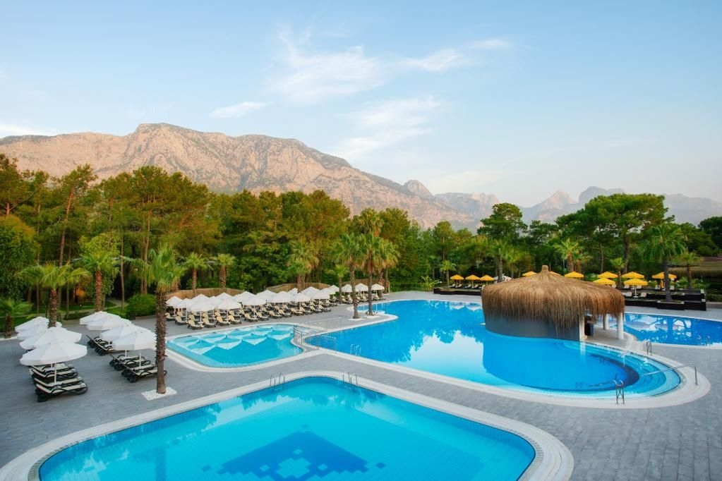 Balmy Foresta Hotel
