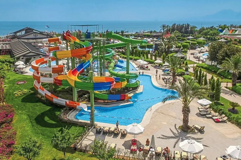 Limak Lara Deluxe Hotel & Resort 2