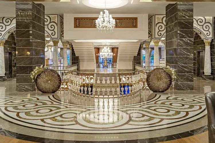 Pokaż wszystkie zdjęcia