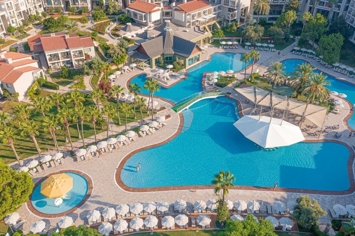 Arum Barut Collection