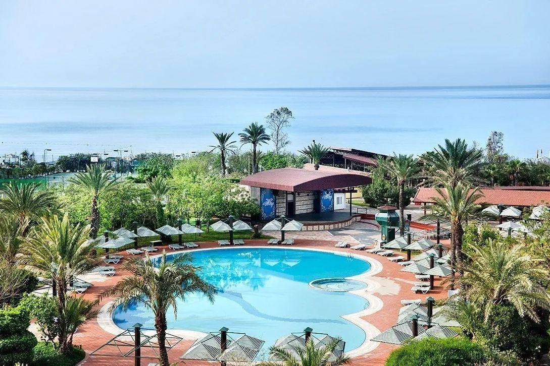 Belconti Resort Hotel 4