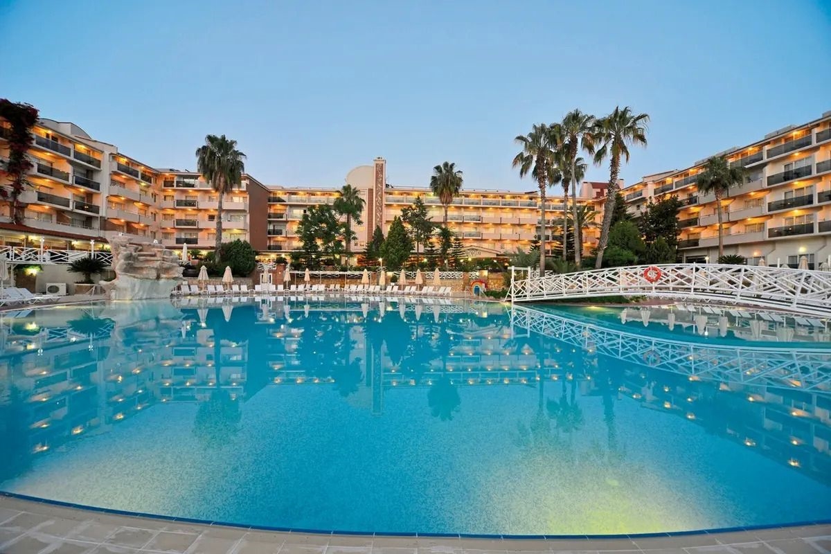 Seaden Corolla Hotel 4