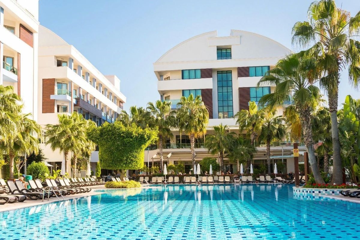 Port Side Resort Hotel 2