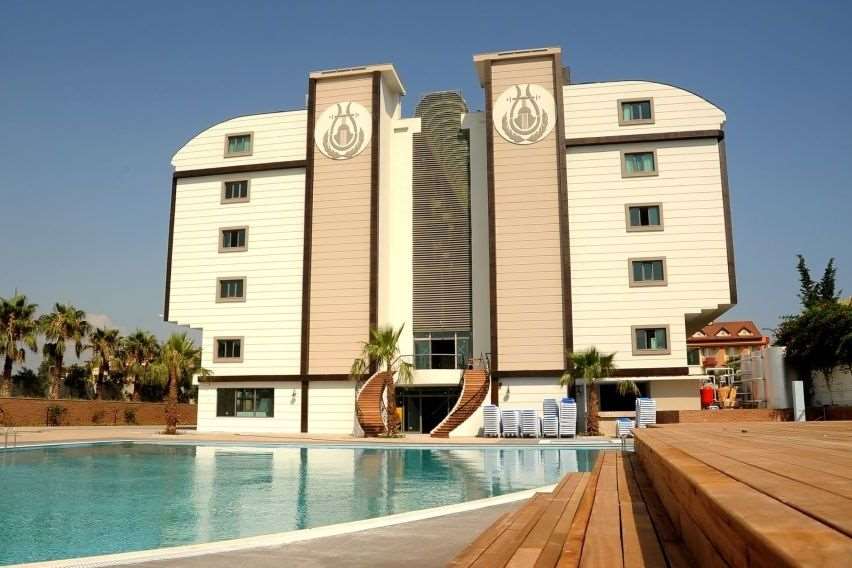 Orfeus Queen Hotel 2