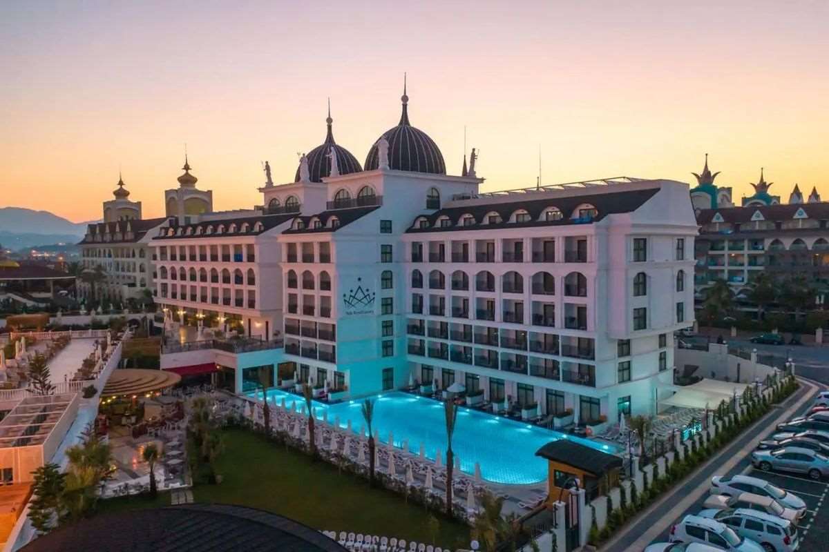 Side Royal Style Hotel 3