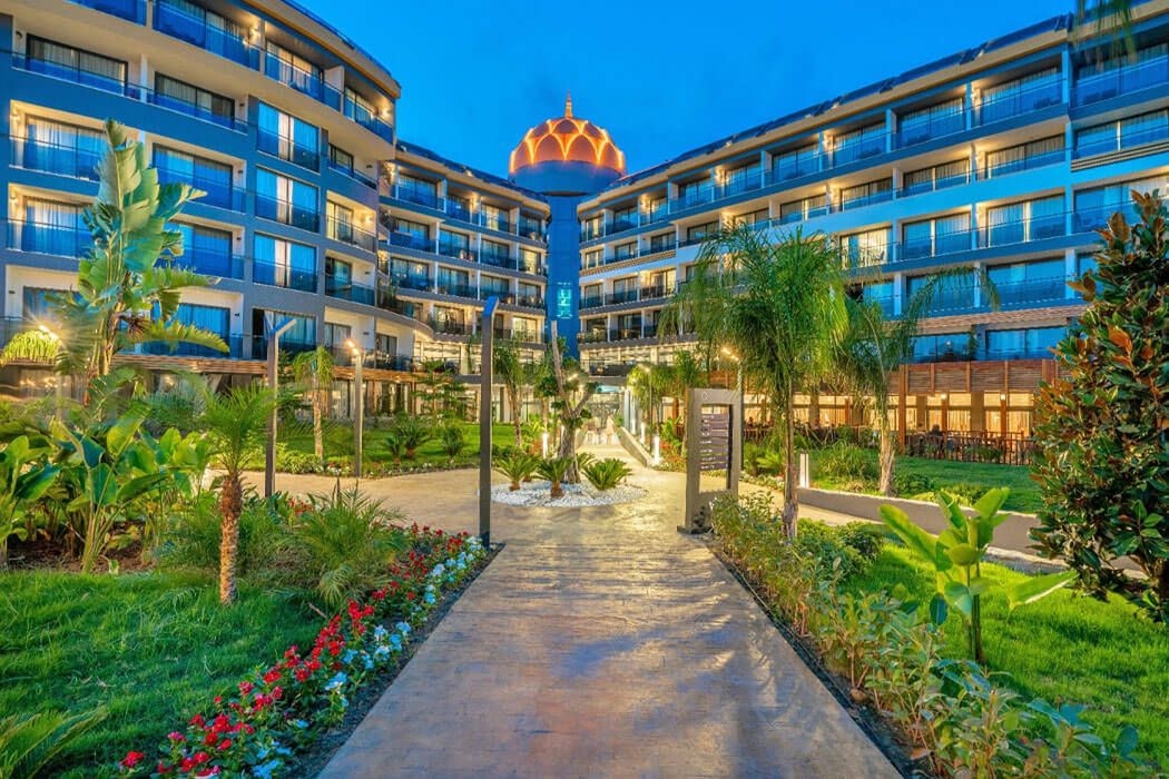Arnor De Luxe Hotel & Spa 4