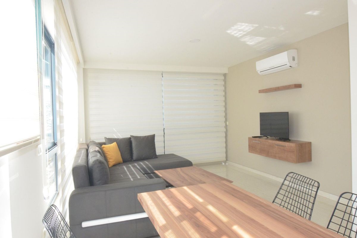 Elite Luxury Suite 5