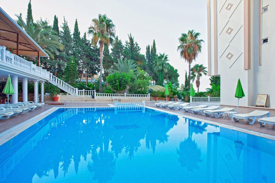 Ramira Beach Hotel