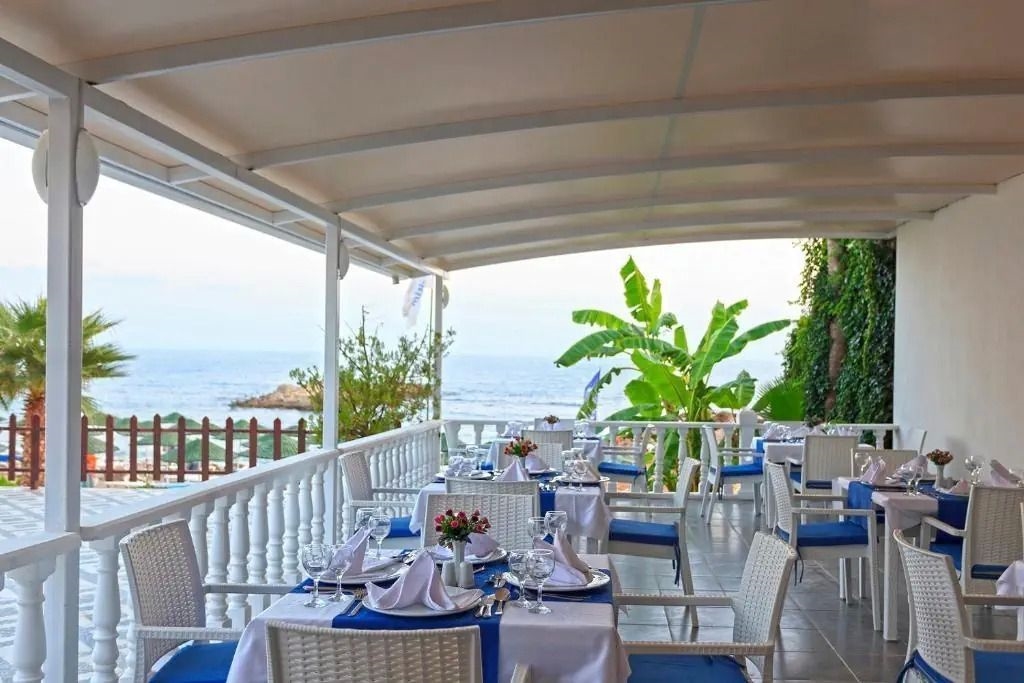 Ramira Beach Hotel 3