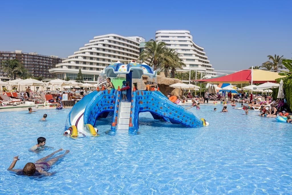 Miracle Resort Hotel 5