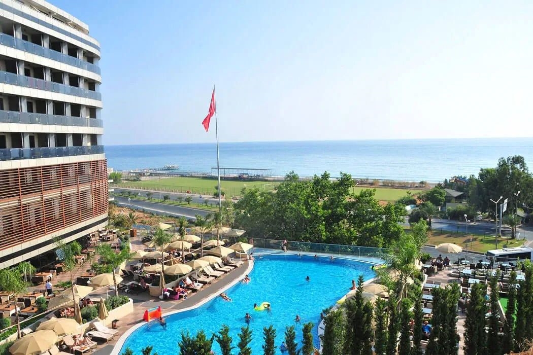 Michell Hotel Spa Beach Club 3