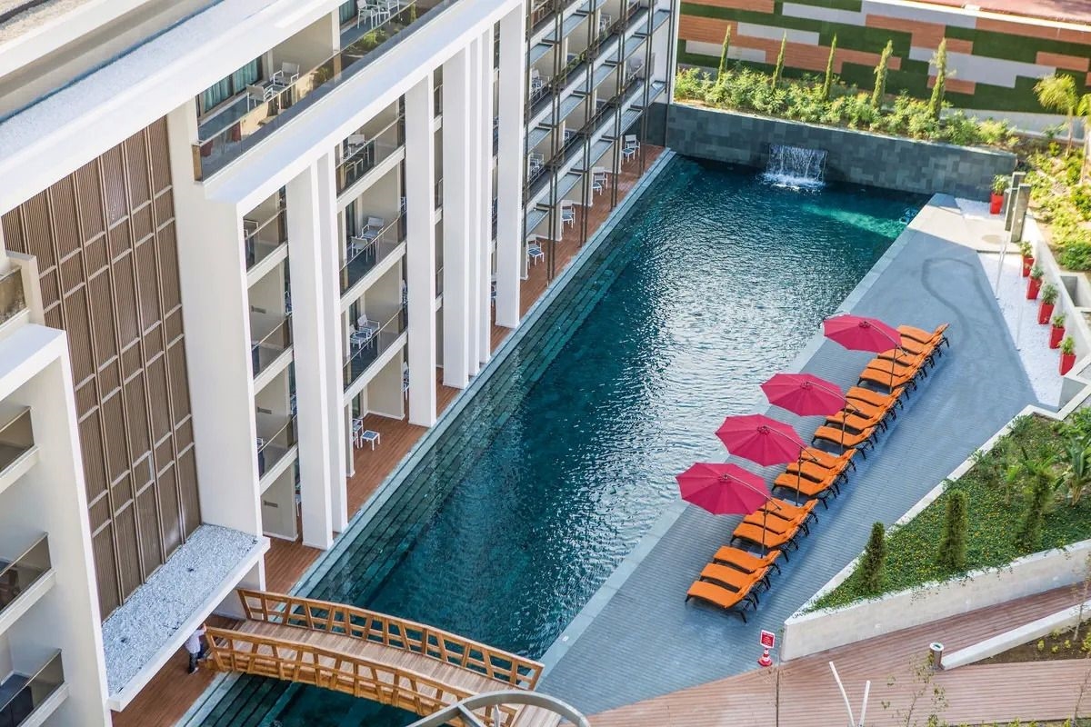 The Sense De Luxe Hotel 4