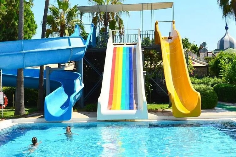 Insula Resort & Spa 2