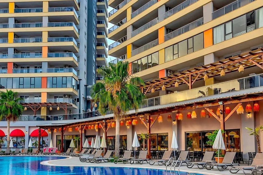 Almaris Resort Hotel