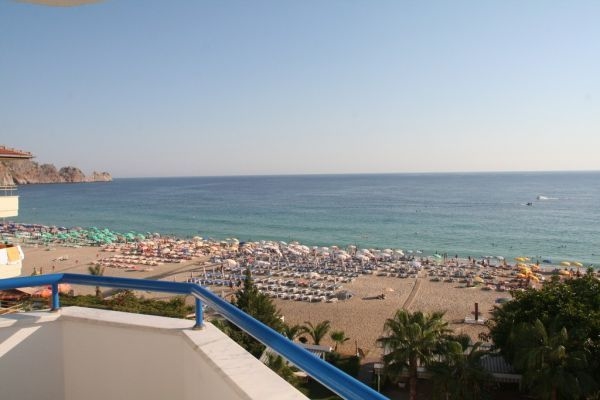 Elysee Beach Hotel 5