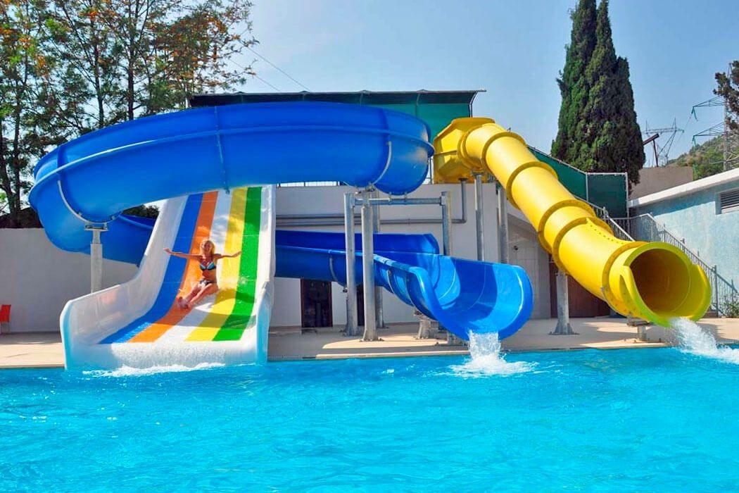 Blue Fish Hotel 2