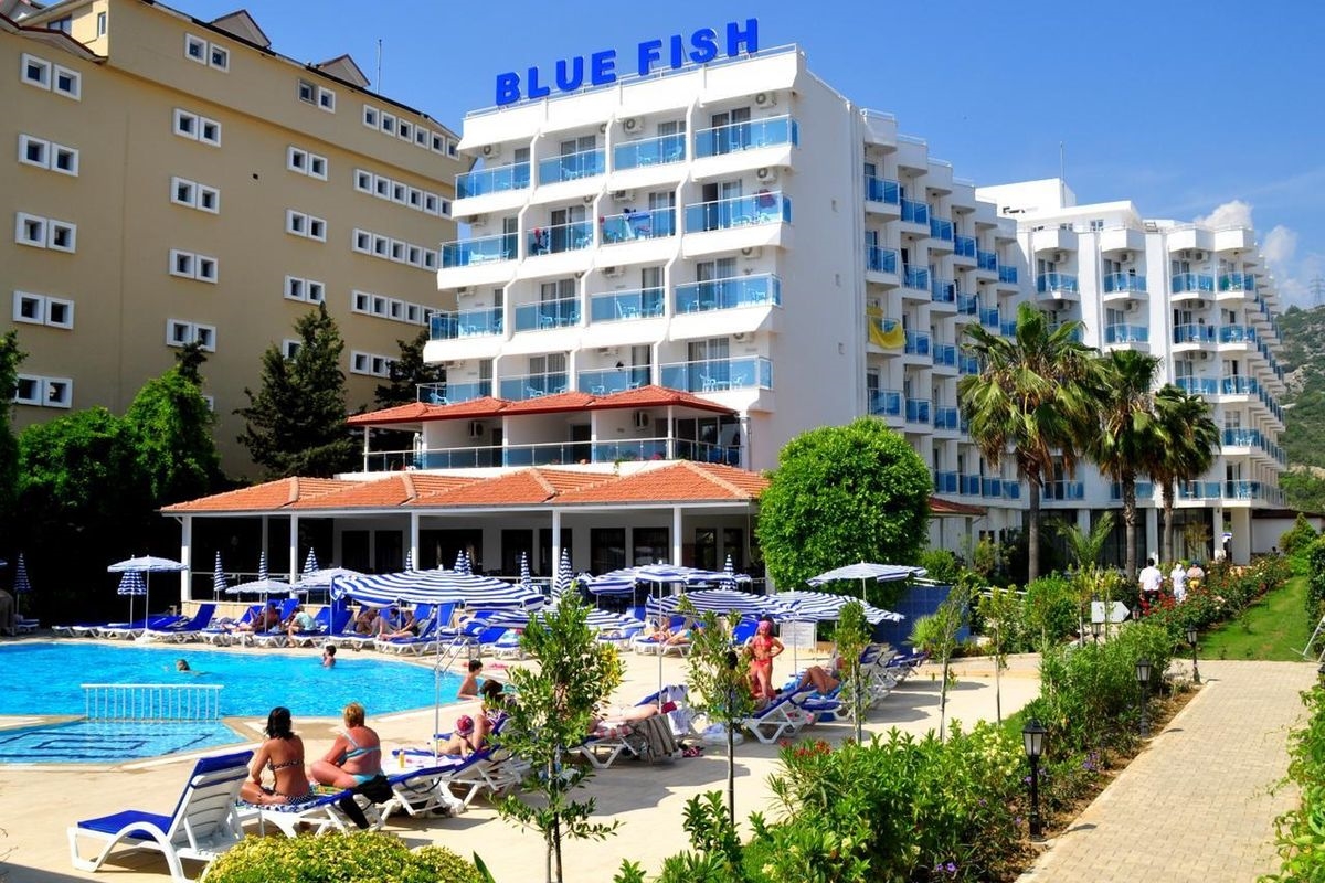 Blue Fish Hotel 3