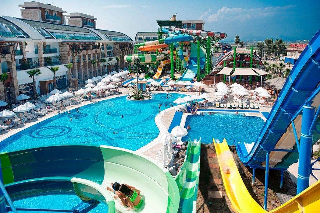 Crystal Waterworld Aqua Collection 4
