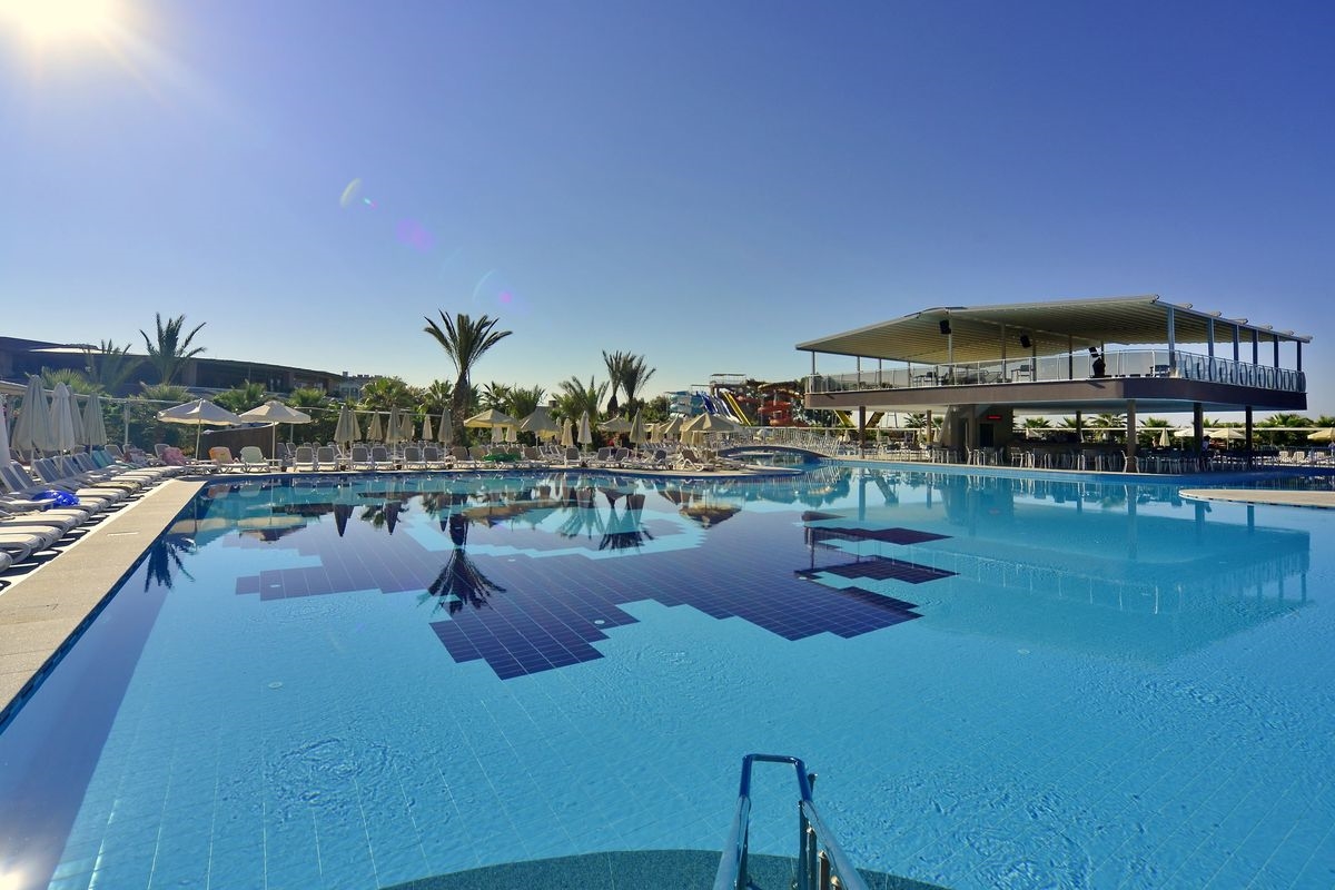 Sunmelia Beach Resort 2