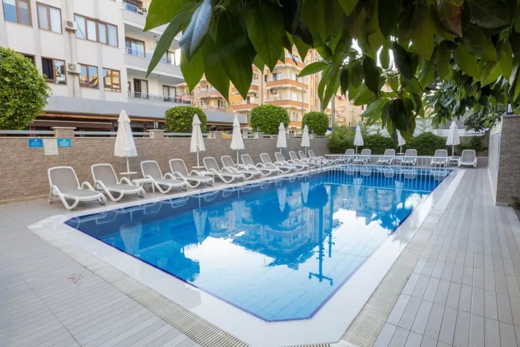 Kandelor Hotel