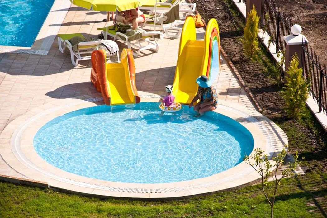 White Lilyum Hotel 3