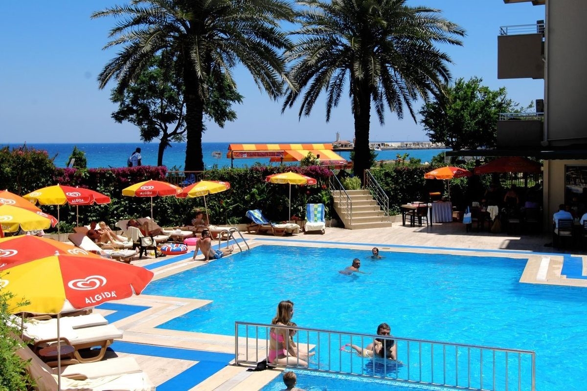 Viking Nona Beach Hotel 4