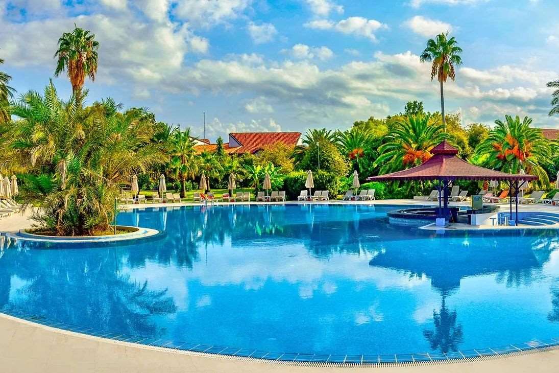Starlight Resort Hotel 2