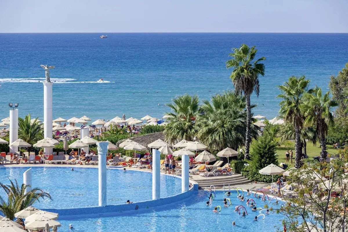 Starlight Resort Hotel 5