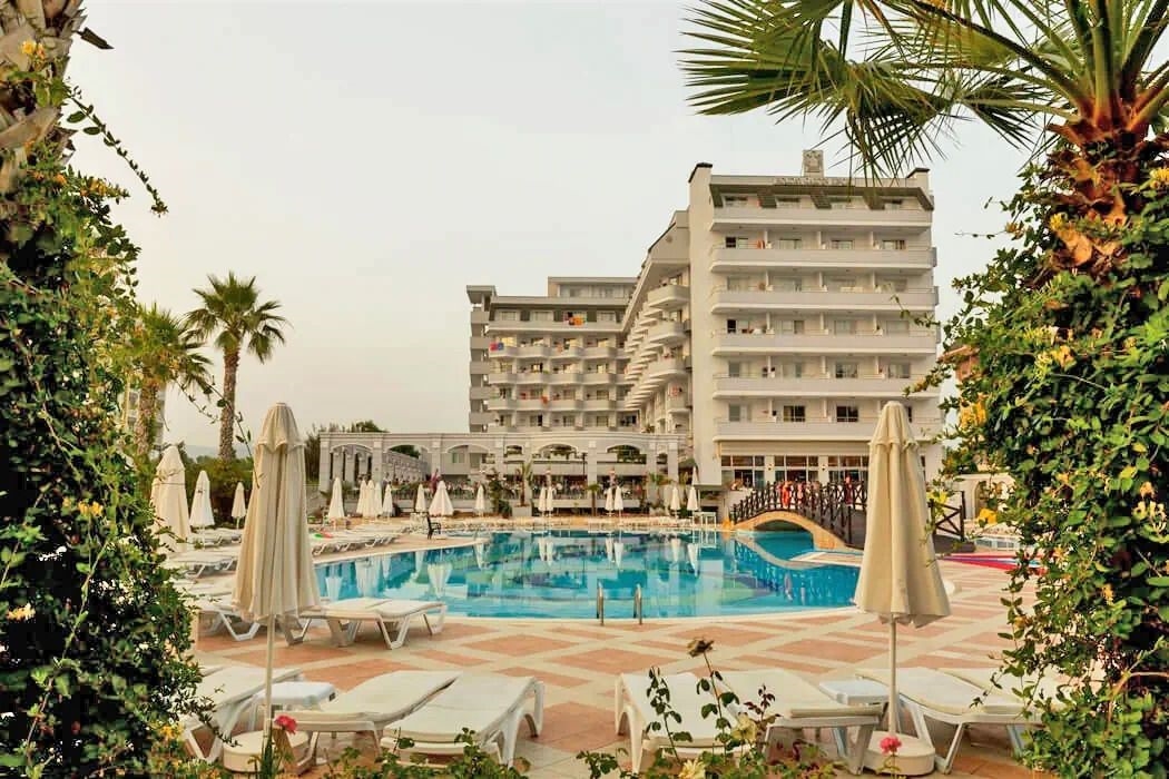 Holiday Garden Resort 3