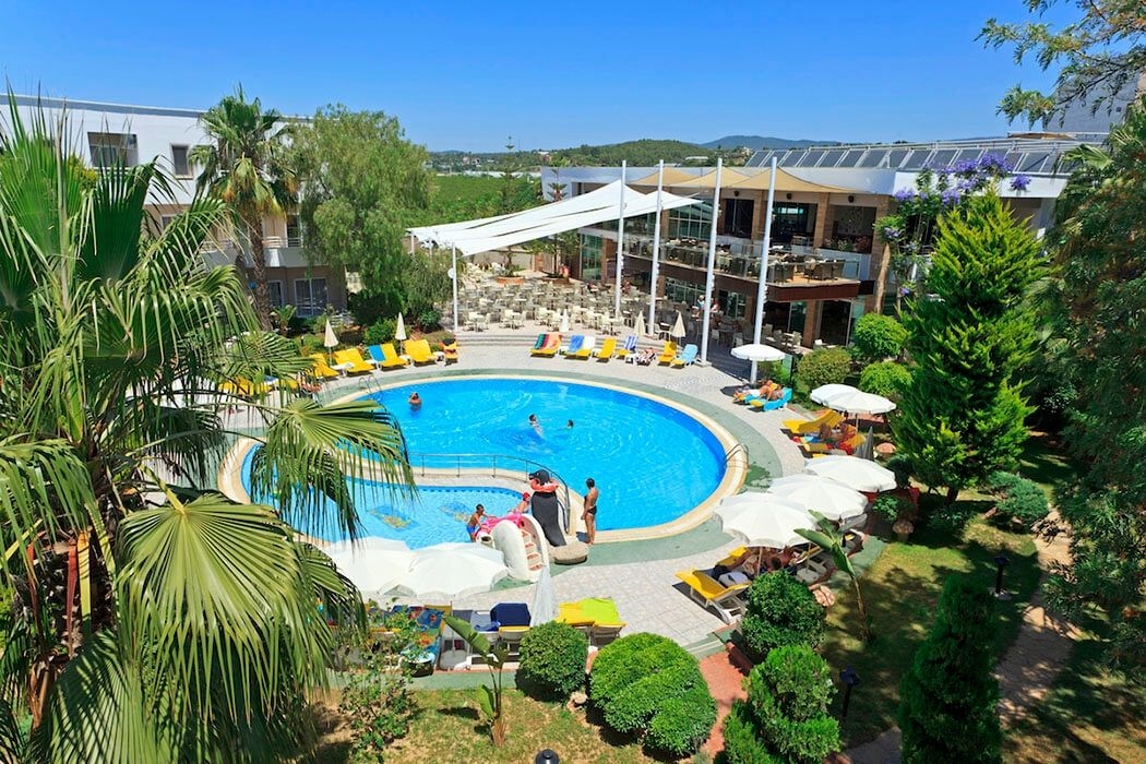 Club Mermaid Village 3