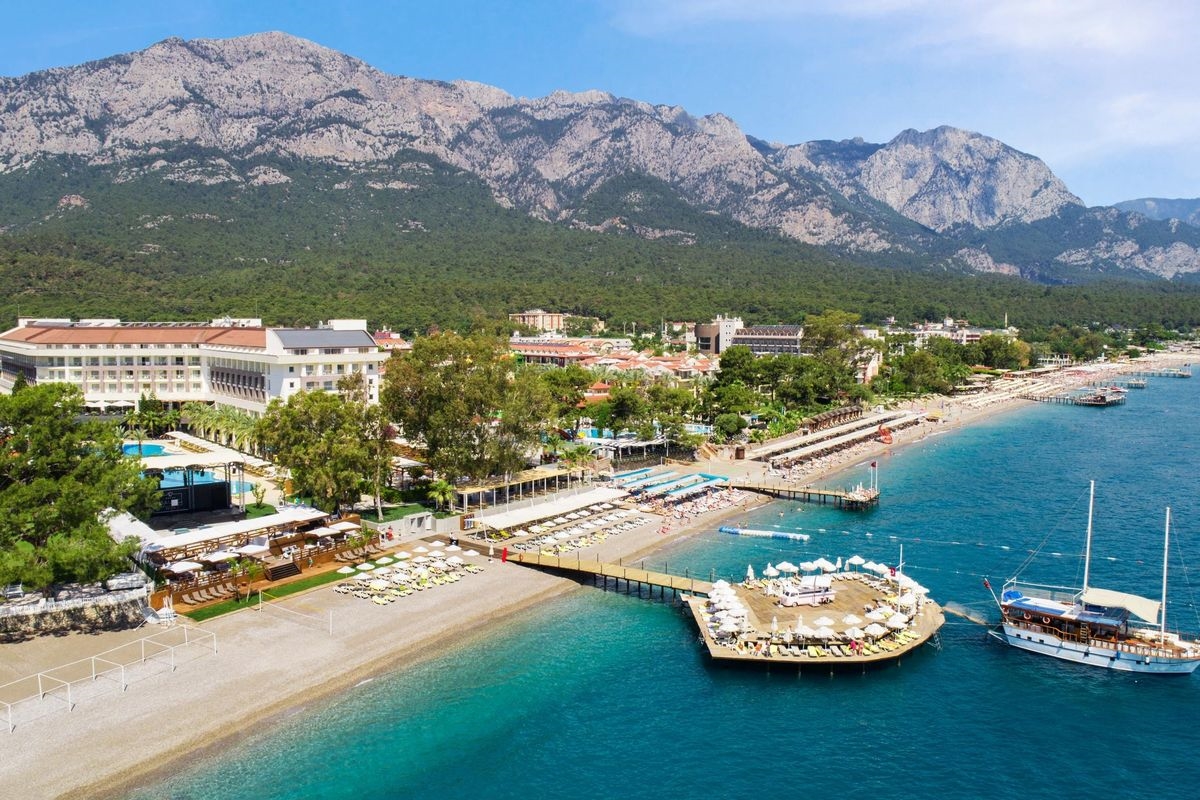 DoubleTree by Hilton Kemer 2
