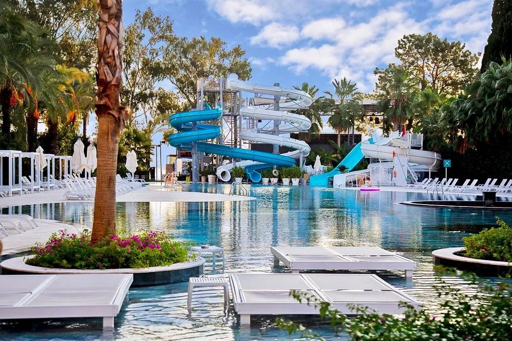 DoubleTree by Hilton Kemer 3