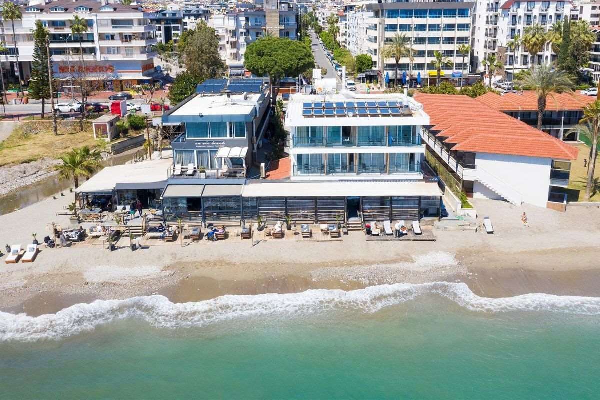 En Vie Sun Beach Hotel