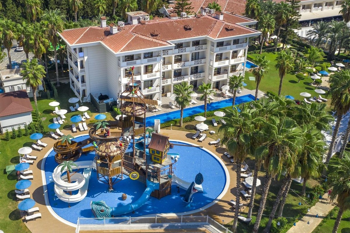 Utopia Resort & Residence 2