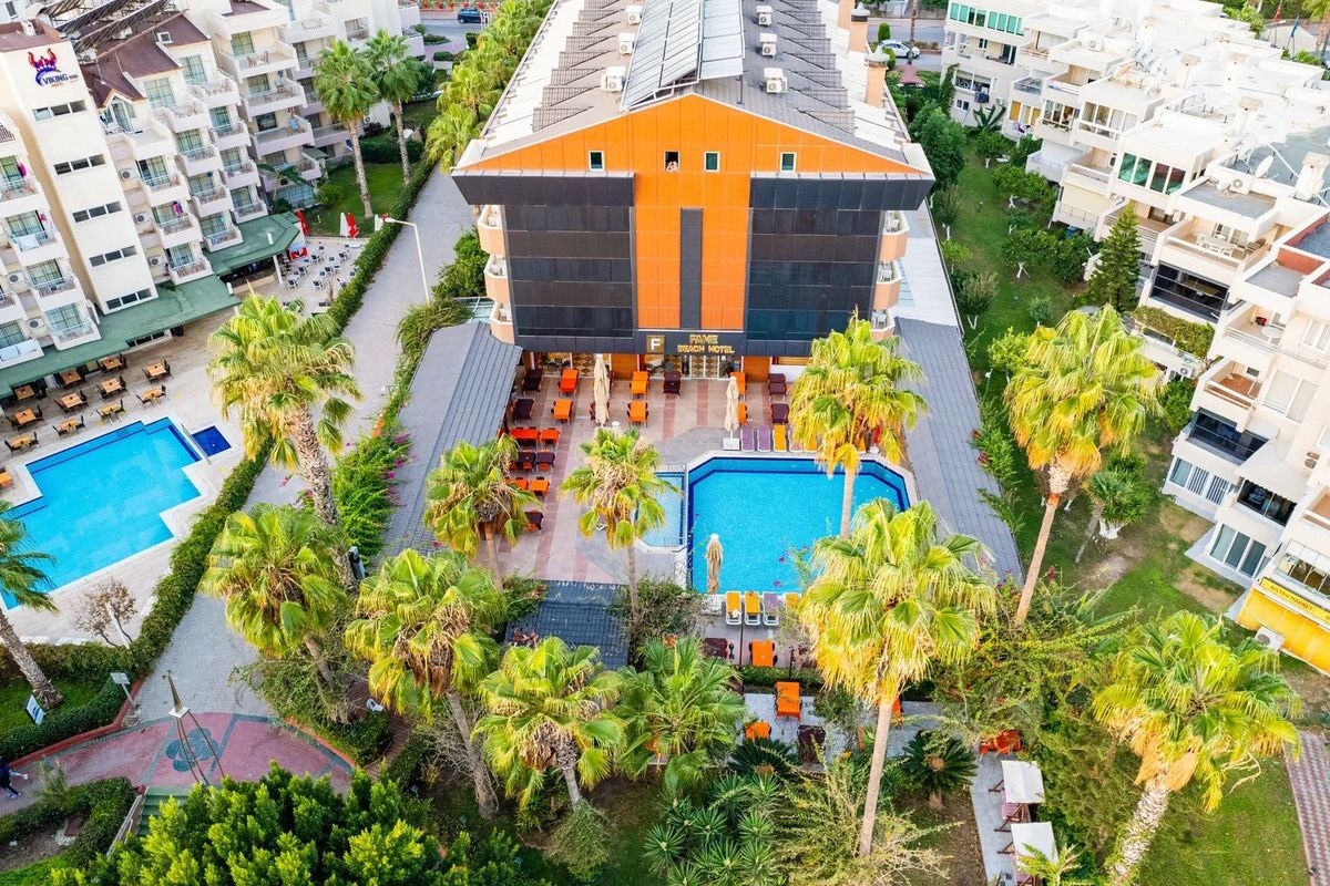 Fame Beach Hotel 4