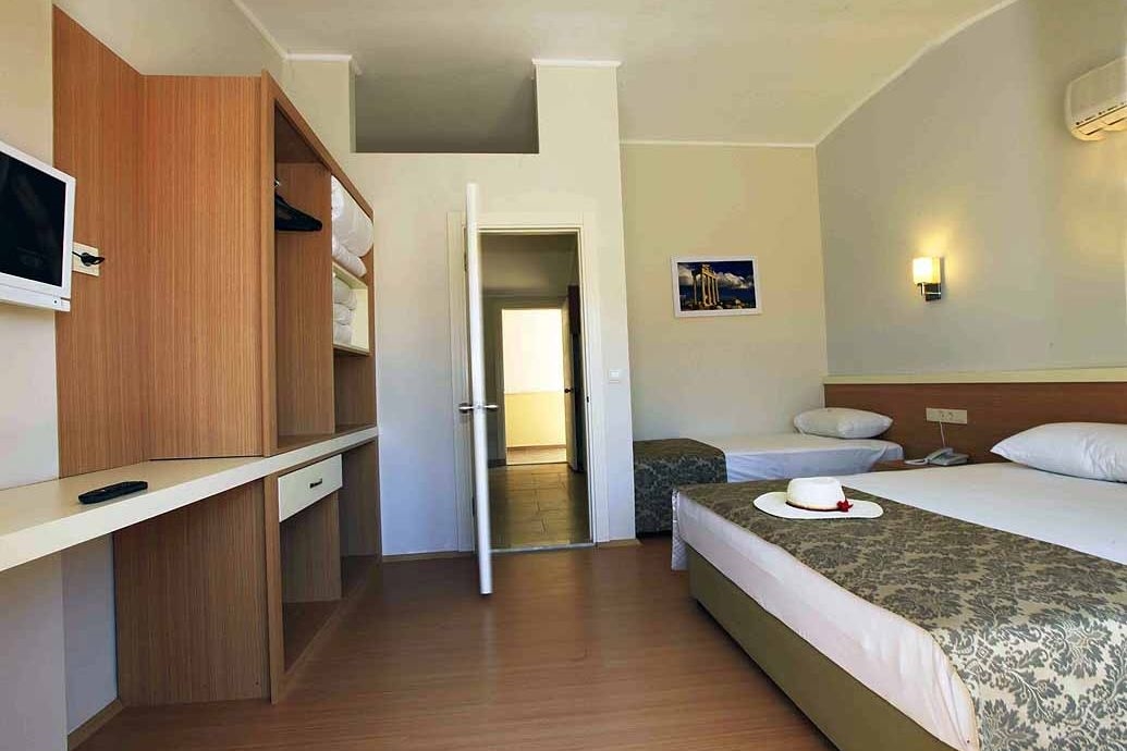 Sun City Apartments & Hotel 3